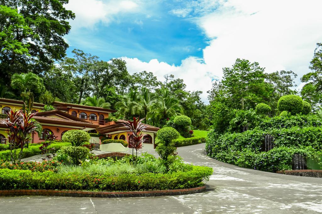 El Tucano Resort & Thermal Spa Quesada  Exterior photo