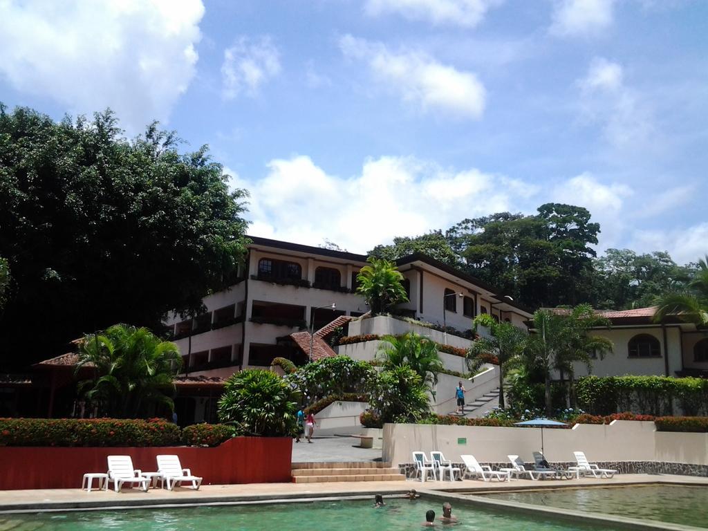 El Tucano Resort & Thermal Spa Quesada  Exterior photo